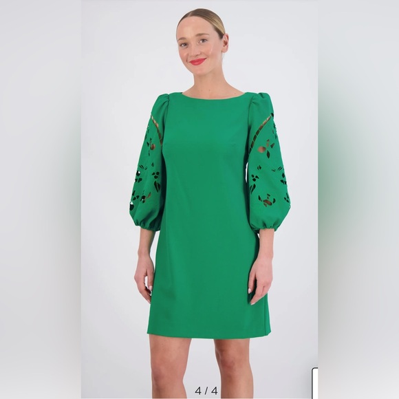 Vince Camuto Eyelet Sleeve Crepe Shift Dress size 4 NWT - Picture 2 of 11